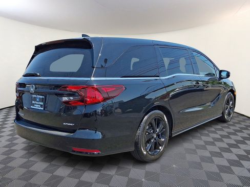 Used 2024 Honda Odyssey Sport image 7