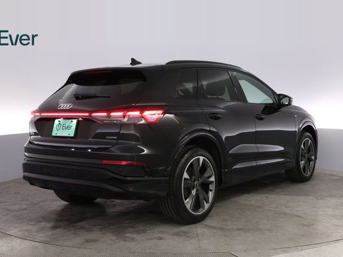 Used 2023 Audi Q4 e-tron Prestige w/ Black Optic Package AWD/4WD image 3