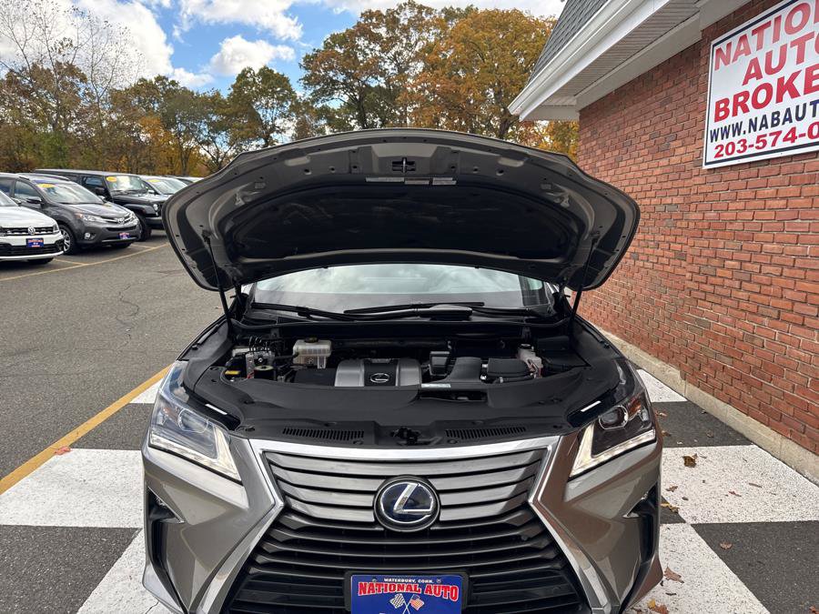 Used 2018 Lexus RX 450h AWD w/ Premium Package image 34