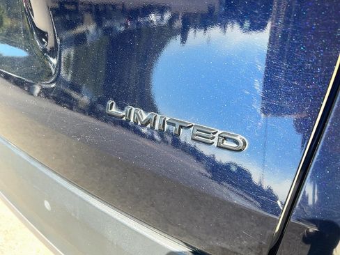 Used 2024 Toyota Grand Highlander AWD image 12