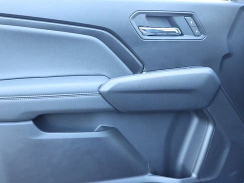 New 2026 GMC Canyon Elevation w/ Convenience Package image 9