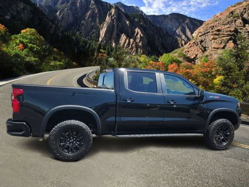 Used 2024 Chevrolet Silverado 1500 ZR2 w/ Technology Package AWD/4WD image 2