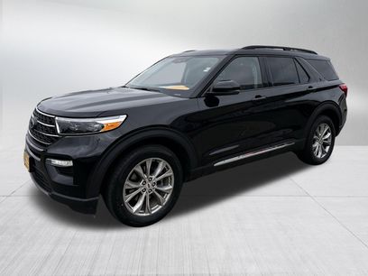 Certified 2024 Ford Explorer XLT w/ Equipment Group 202A