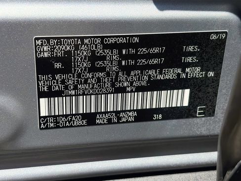 Used 2019 Toyota RAV4 XLE FWD image 31