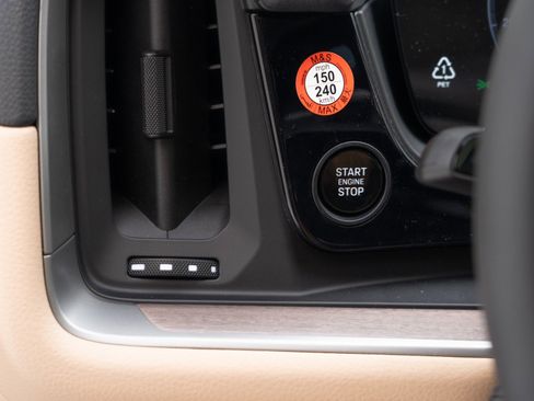 New 2026 Porsche Cayenne Coupe image 29