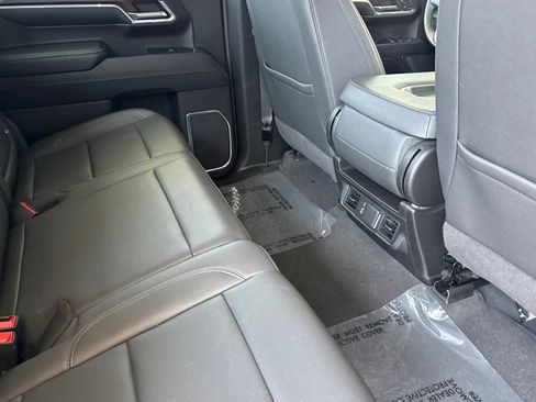 Used 2024 GMC Sierra 1500 SLT RWD image 17