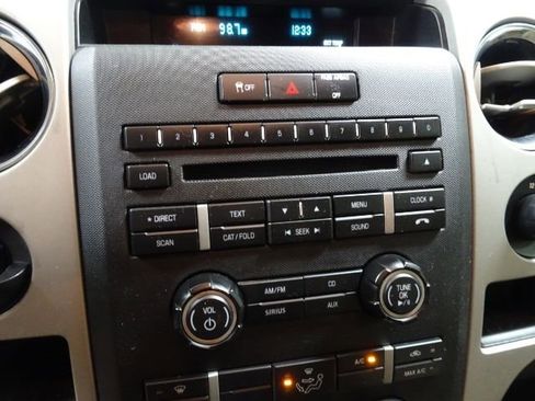 Used 2012 Ford F150 XLT image 32