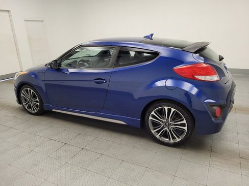 Used 2016 Hyundai Veloster Turbo FWD image 3