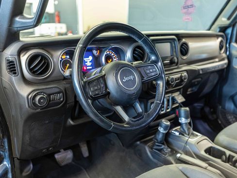 Used 2020 Jeep Wrangler Sport AWD/4WD image 8