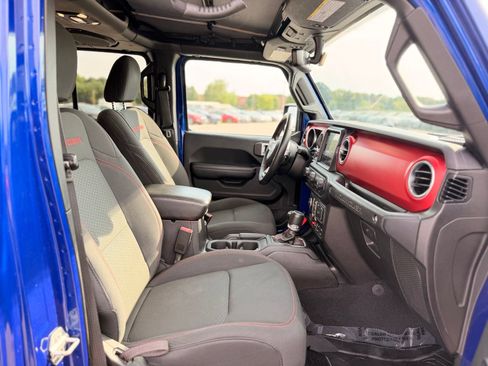 Used 2019 Jeep Wrangler Unlimited Rubicon AWD/4WD image 41