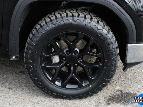 Used 2021 GMC Sierra 1500 4x4 Crew Cab w/ Sierra Value Package image 39