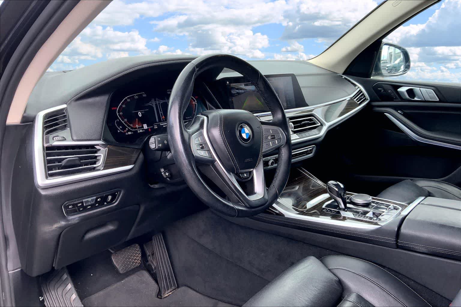 Used 2021 BMW X7 xDrive40i AWD/4WD image 2