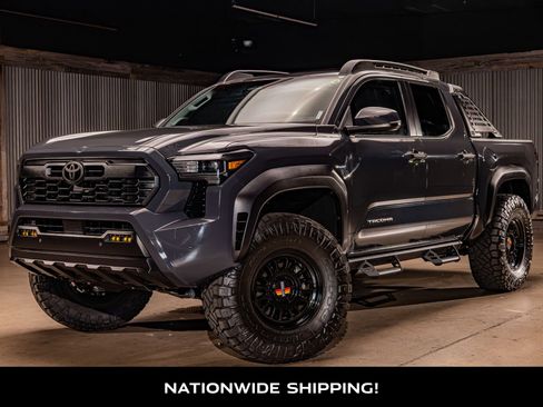 Used 2024 Toyota Tacoma TRD Off-Road w/ TRD Off Road Upgrade Package AWD/4WD image 4