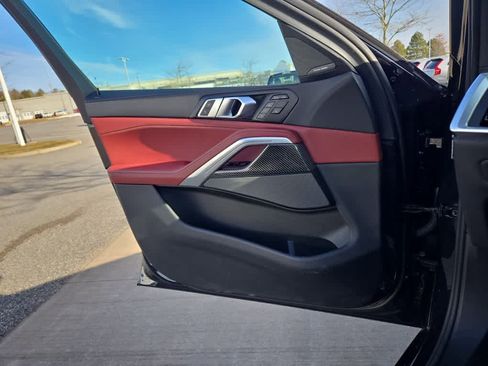 Used 2026 BMW X6 M60i image 20