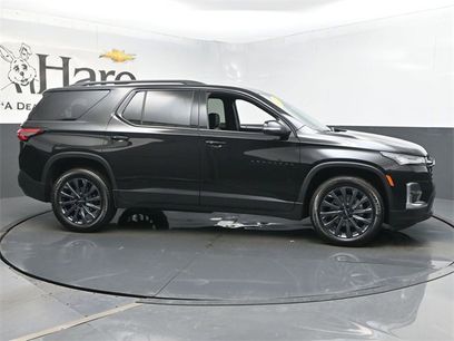 Used 2023 Chevrolet Traverse RS
