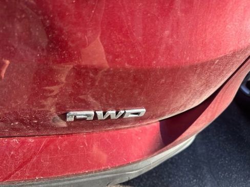 Used 2019 GMC Terrain SLE w/ LPO, Floor Liner Package image 16