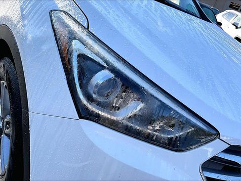 Used 2018 Hyundai Santa Fe Sport image 26