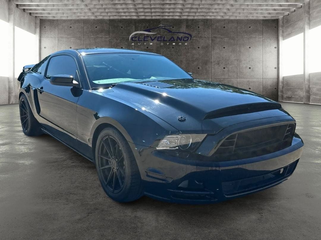 Used 2013 Ford Mustang GT Premium w/ GT Coupe Accessory Pkg 5 RWD image 1