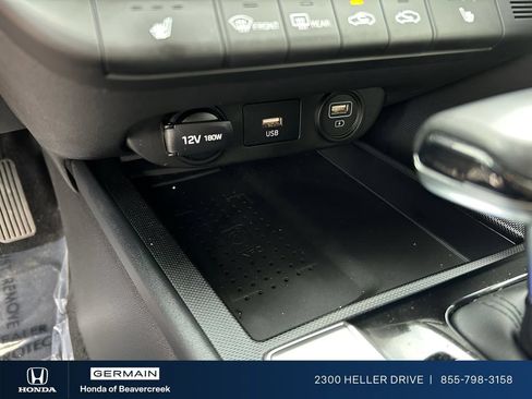 Used 2023 Hyundai Elantra Limited w/ Cargo Package FWD image 8