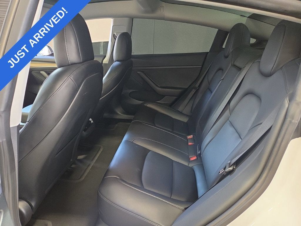 Used 2023 Tesla Model 3 Standard Range RWD image 5