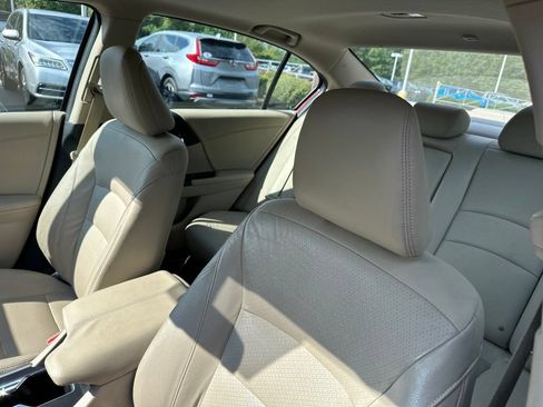 Used 2015 Honda Accord EX-L image 23