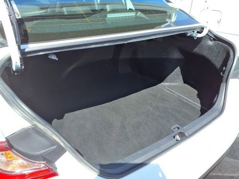 Used 2025 Toyota Camry SE FWD image 21
