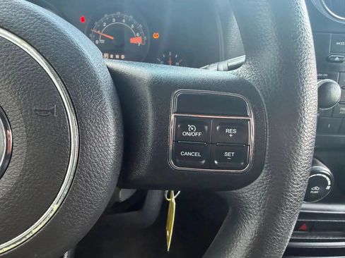 Used 2016 Jeep Compass Sport w/ Power Value Group FWD image 17