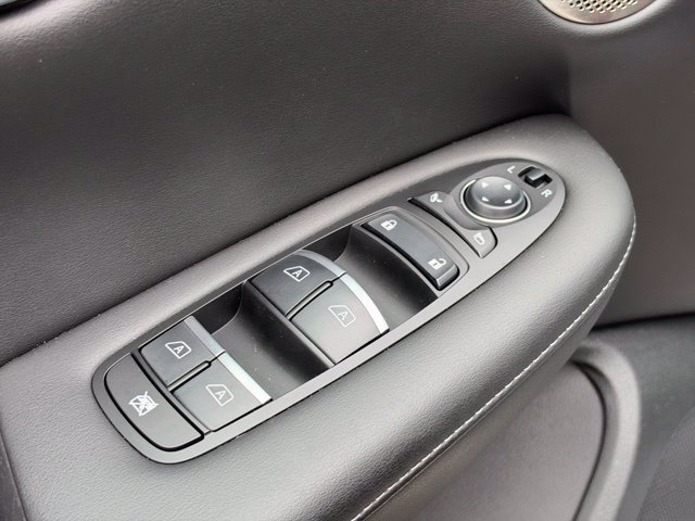 Certified 2023 INFINITI QX50 Sport AWD/4WD image 16
