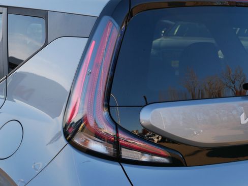 Certified 2024 Kia Soul LX w/ Option Group 015 image 17