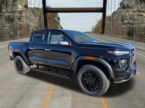 New 2026 GMC Canyon Denali w/ LPO, Denali Black Edition AWD/4WD image 1