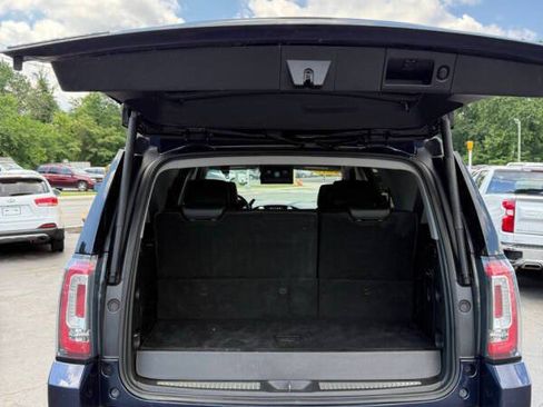 Used 2018 GMC Yukon SLT w/ Premium Edition AWD/4WD image 14