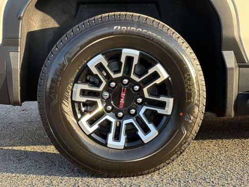 New 2026 GMC Sierra EV Elevation AWD/4WD image 28