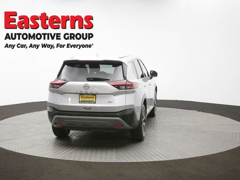 Used 2023 Nissan Rogue SV image 36