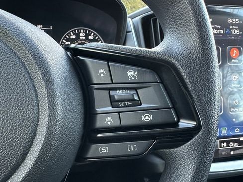 Used 2025 Subaru Crosstrek 2.0i Premium image 17