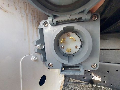 New 2025 Ford E-350 and Econoline 350 Super Duty w/ Power Equipment Group image 9