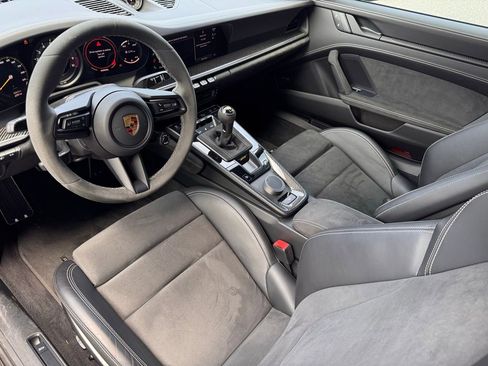 Certified 2022 Porsche 911 GT3 image 18