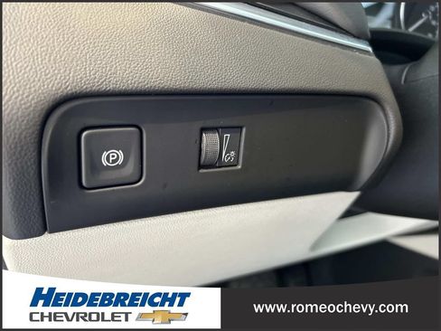 Certified 2024 Buick Enclave Essence w/ Trailering Package, 5000 lbs. AWD/4WD image 31