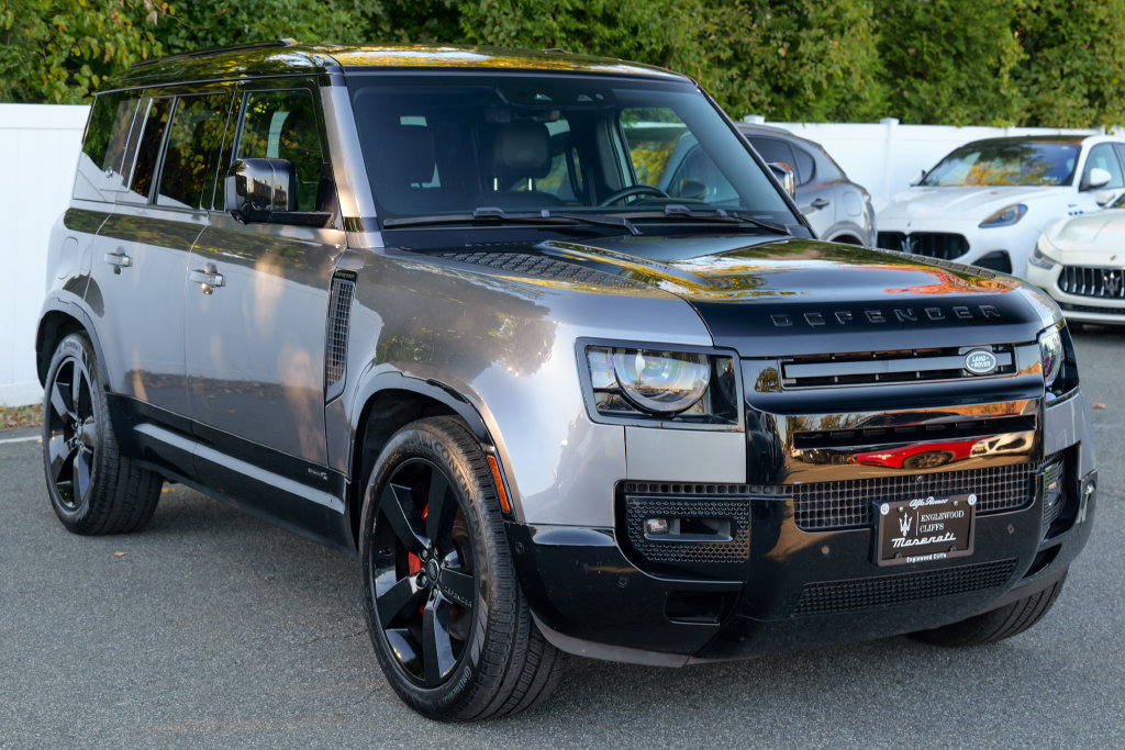 Used 2023 Land Rover Defender 110 X AWD/4WD image 8