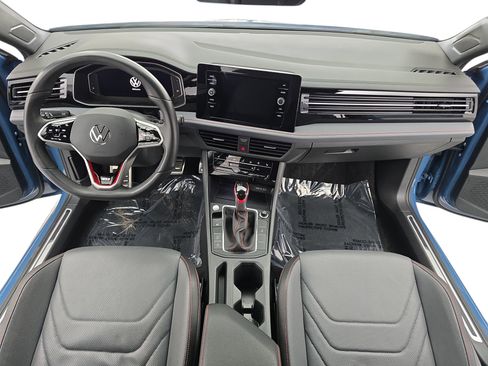 Certified 2025 Volkswagen Jetta GLI Autobahn w/ GLI Black Package image 9