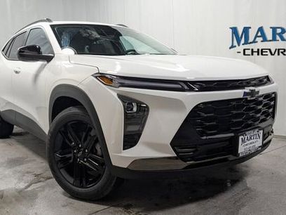 New 2026 Chevrolet Trax ACTIV w/ Sunroof Package