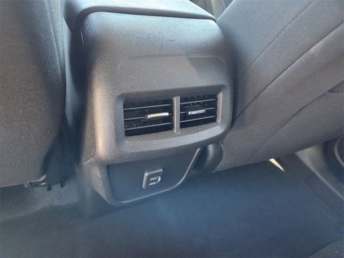 Certified 2024 Chevrolet Equinox LS w/ LS Convenience Package image 8