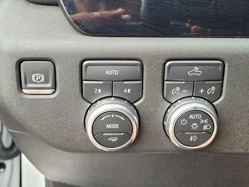 Used 2026 GMC Sierra 1500 Elevation AWD/4WD image 14