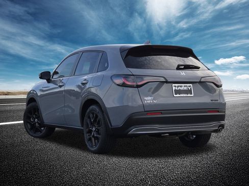 Certified 2025 Honda HR-V Sport image 14