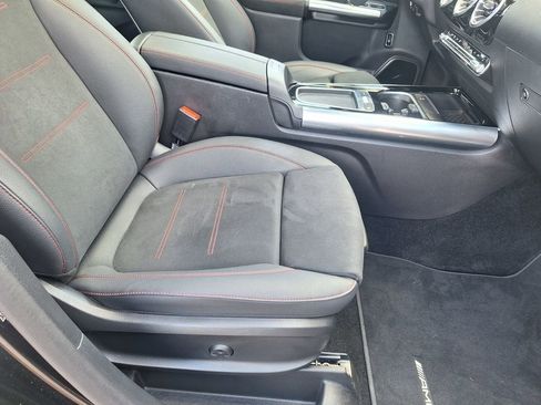 Used 2025 Mercedes-Benz GLA 35 AMG 4MATIC image 30