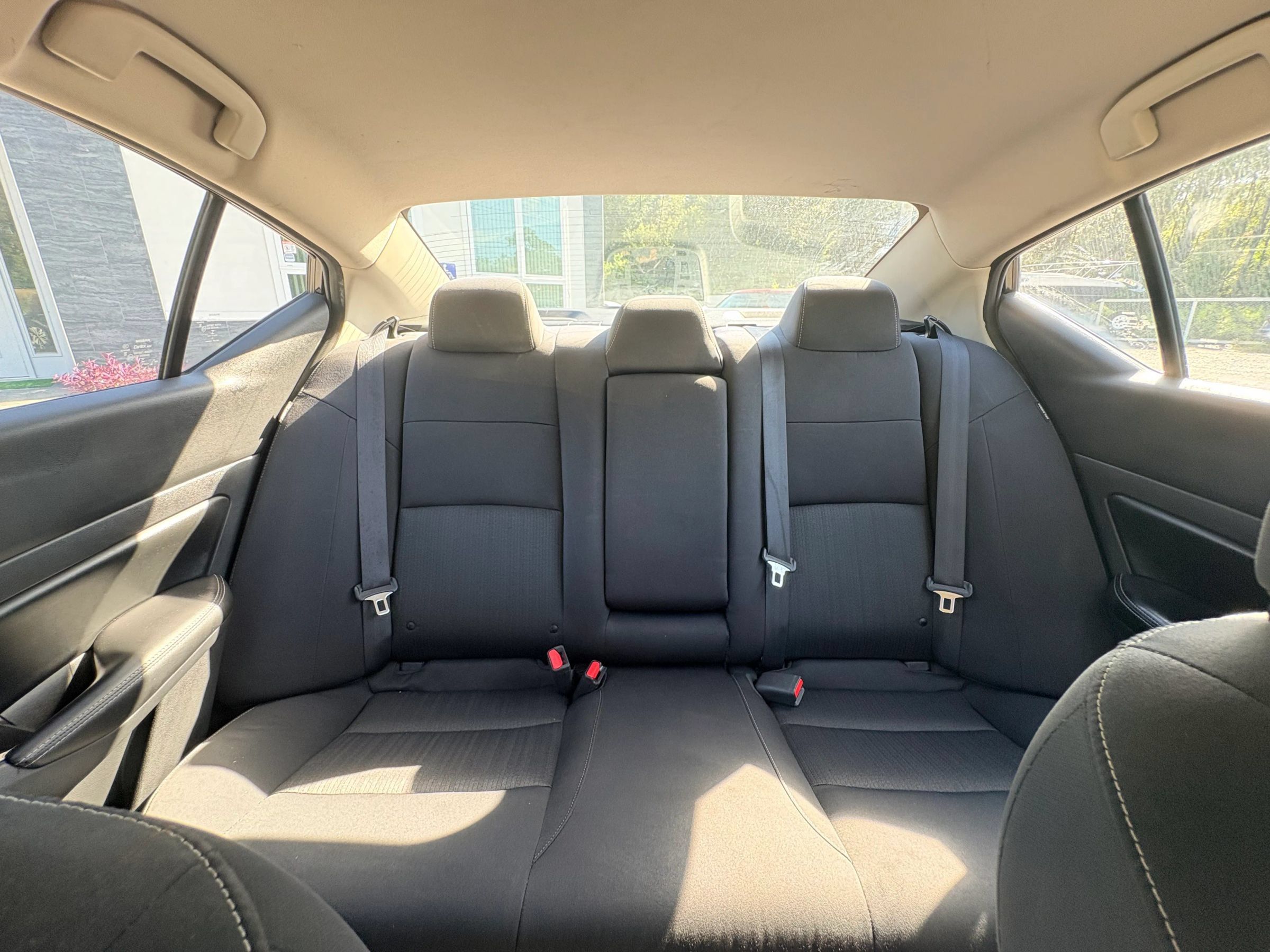 Used 2021 Nissan Altima 2.5 SV FWD image 12