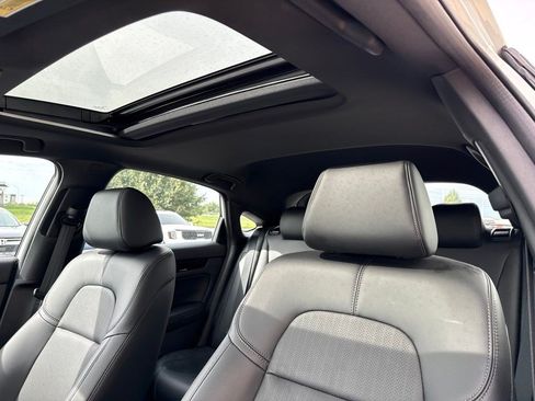 Certified 2024 Honda Civic Sport Touring image 9