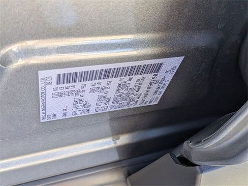 Used 2023 Nissan Rogue S image 30