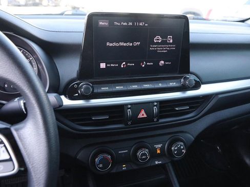 Used 2022 Kia Forte LXS image 14
