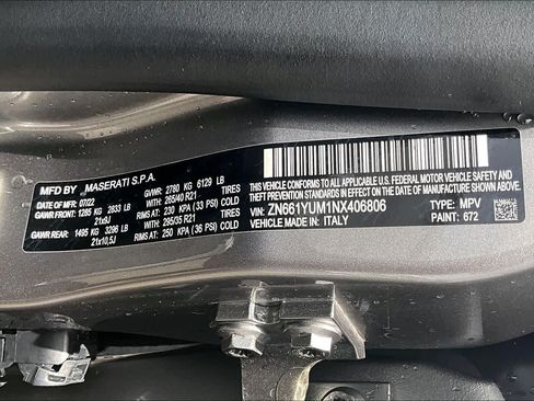Used 2022 Maserati Levante Modena AWD/4WD image 38