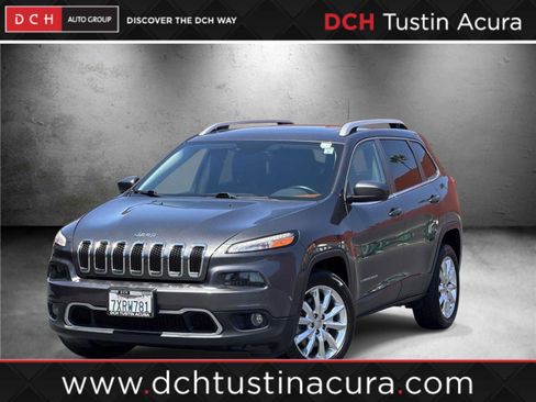 Used 2017 Jeep Cherokee Limited FWD image 1